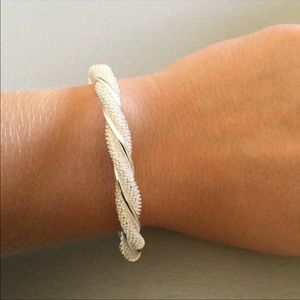 STERLING SILVER Gorgeous Twisted Bracelet